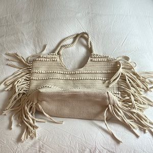 Neutral beach bag